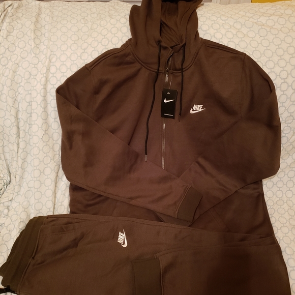 3x nike sweatsuit